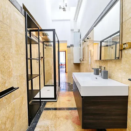 Elegant Oasis Among The Vatican And Via Del Corso *